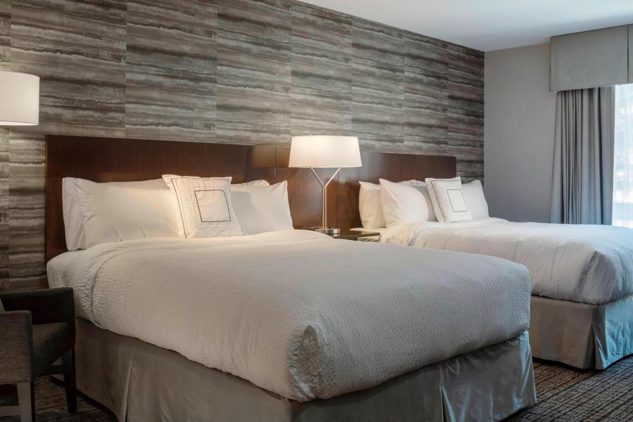Hotel Fairfield By Marriott Stowe 3*
