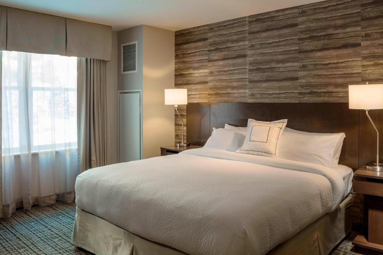 Fairfield By Marriott Stowe Hotel 3*
