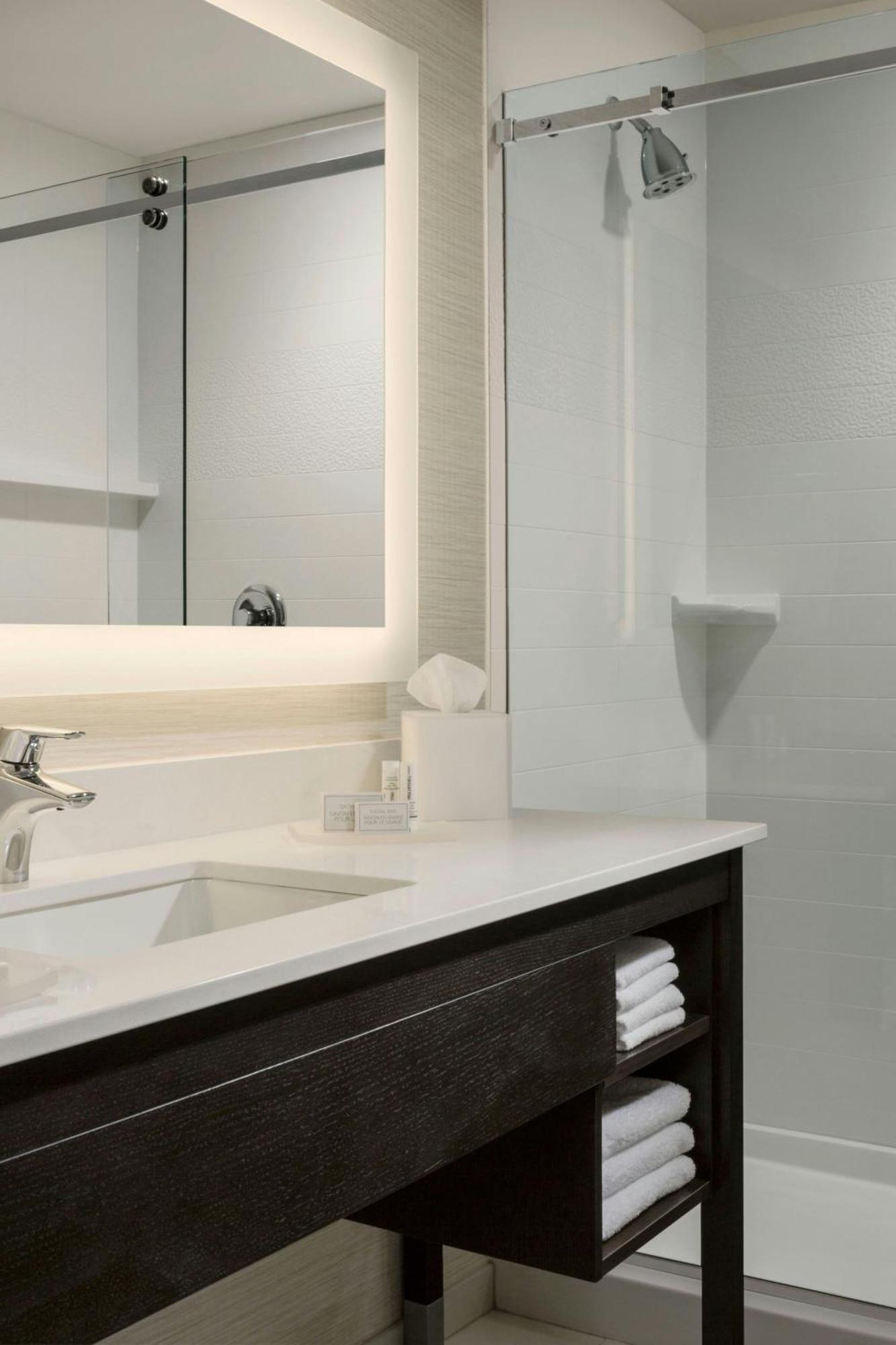 Fairfield By Marriott Stowe Hotel 3*